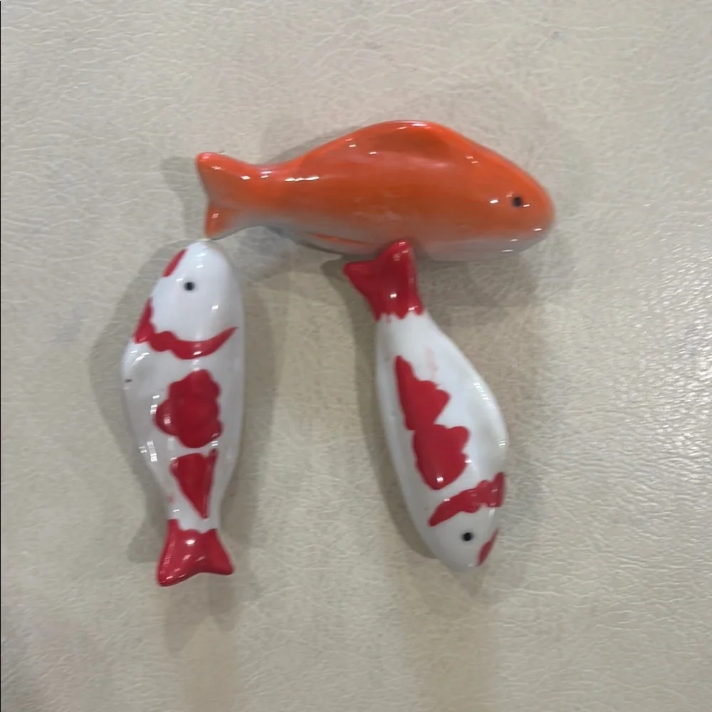 Floating Ceramic Fish Decor Set Bowl included (not water) - Orange and Red